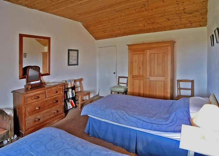 4 Bed In Ballyconneely Oc-i236 Callow